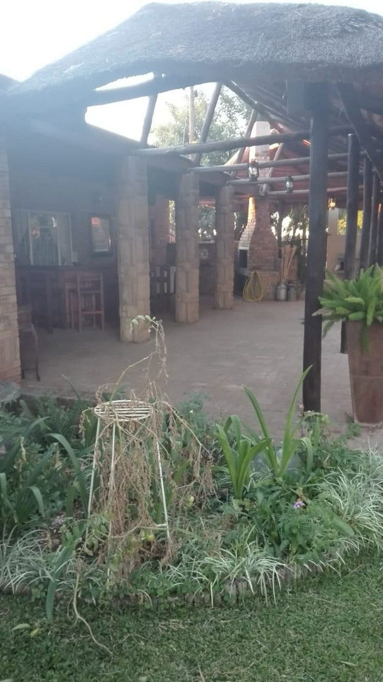 House for sale in Olyvenhoudtsdrift - 1NA1641096