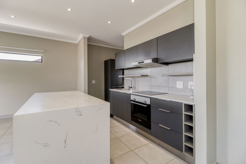 Double-storey house sold in Lion Pride - FW1640982 Double-storey house sold in Lion Pride - FW1640982