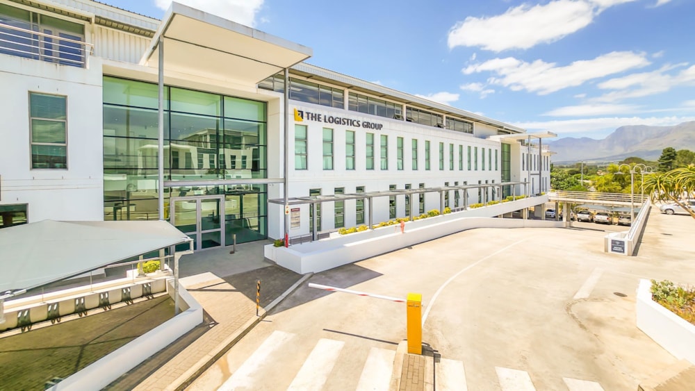 Commercial office for sale in Paarl South - TK1640019 Commercial office for sale in Paarl South - TK1640019