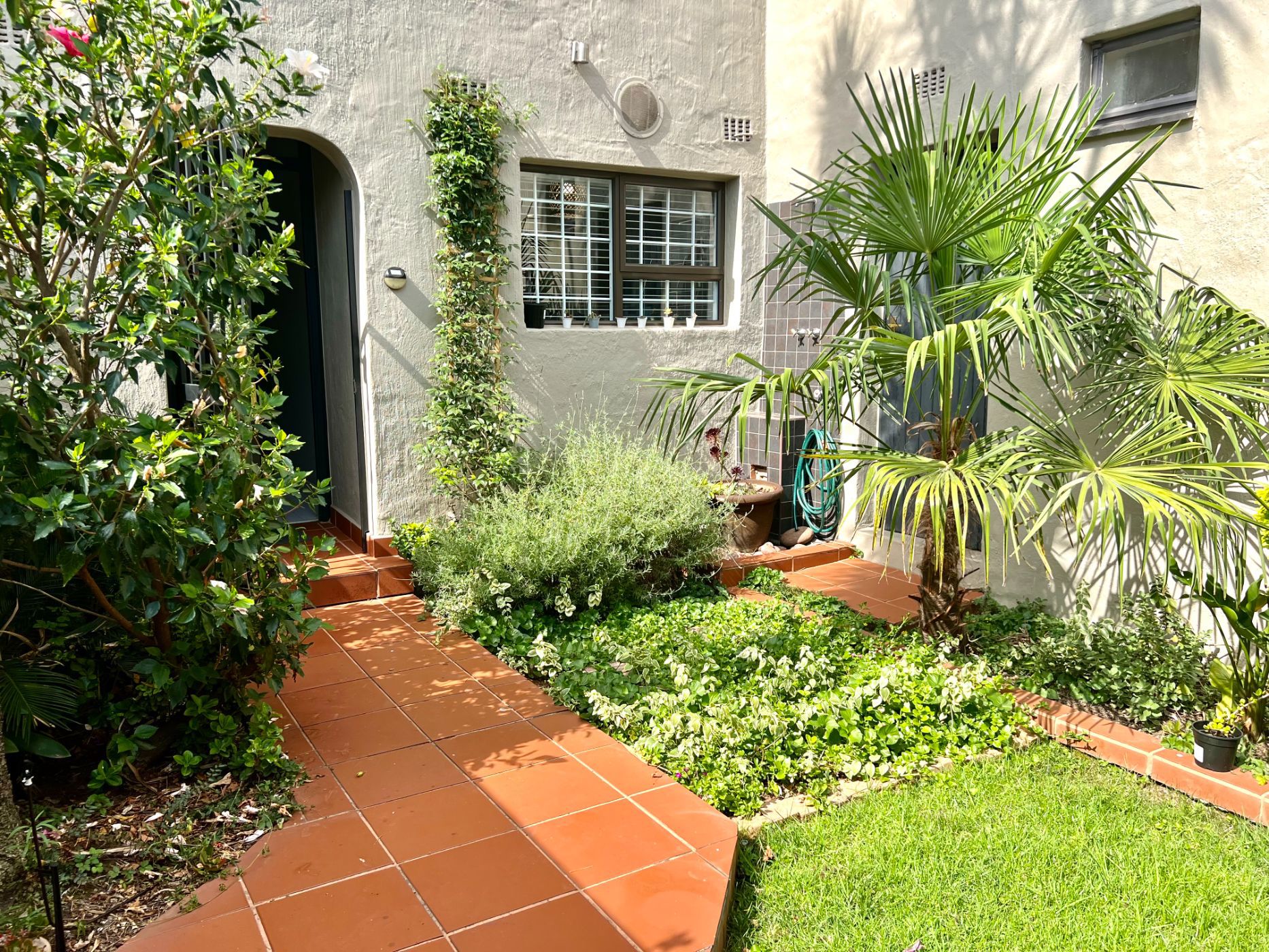 Townhouse let in River Club, Sandton - JBL1686422