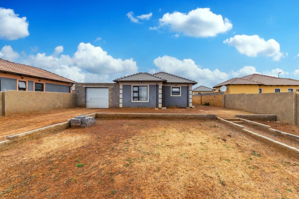 House for sale in Westonaria, Westonaria - 1KR1640178