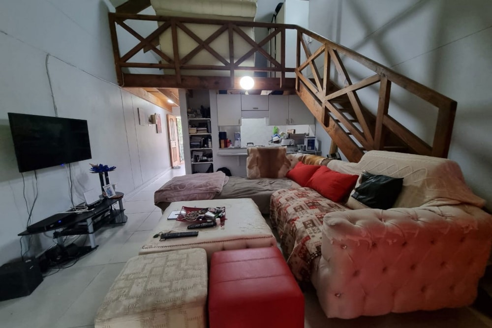 Apartment for sale in White River - 1WR1640304