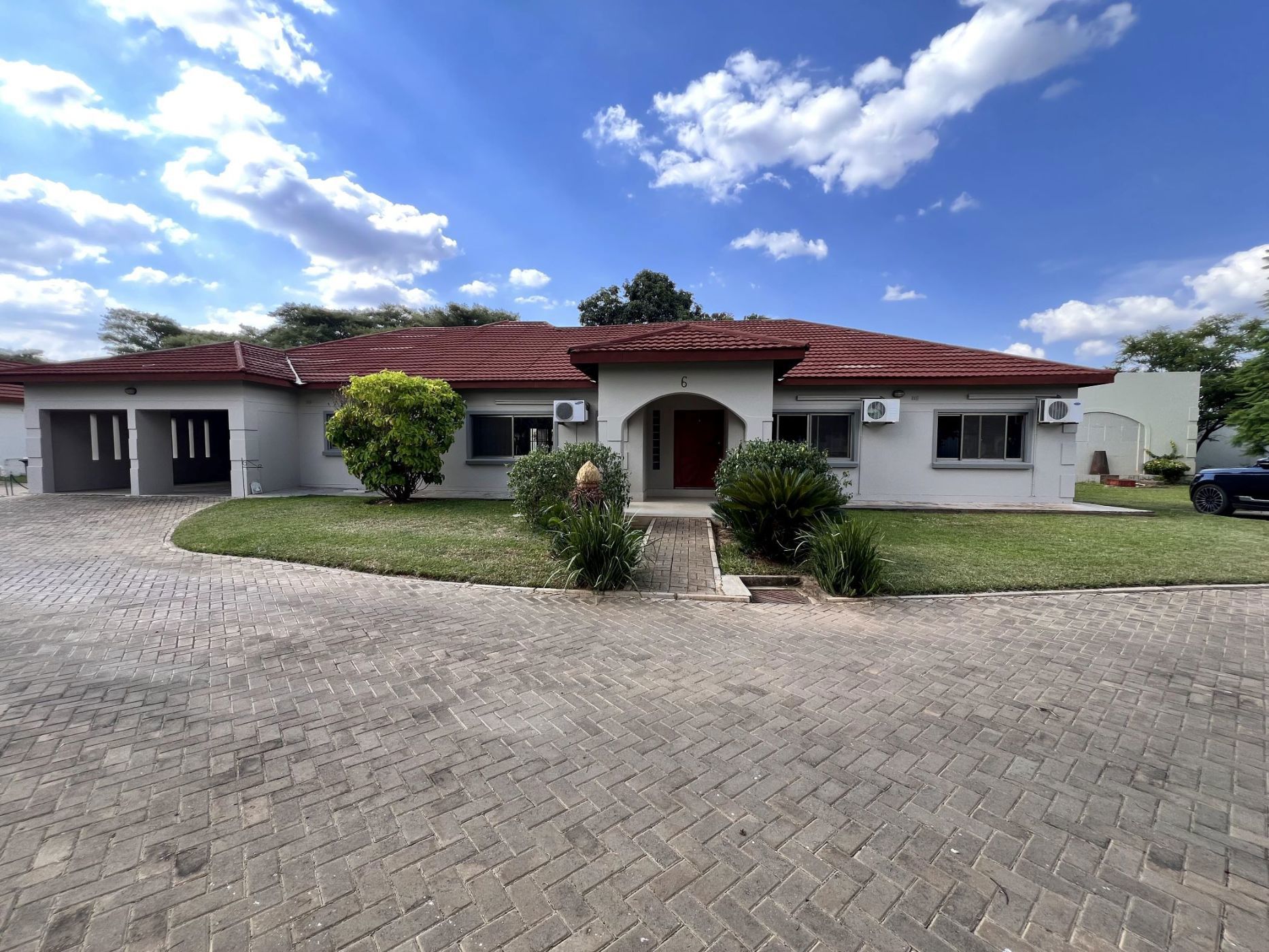 House to rent in Sunningdale, Zambia - 3ZA1641777