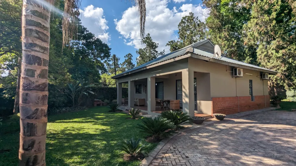 Cottage to rent in Roma, Zambia - 3ZA1640510 Cottage to rent in Roma, Zambia - 3ZA1640510