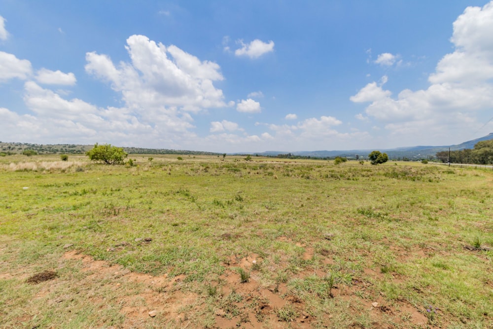 Mixed use farm for sale in Broederstroom - 1HR1640618 Mixed use farm for sale in Broederstroom - 1HR1640618