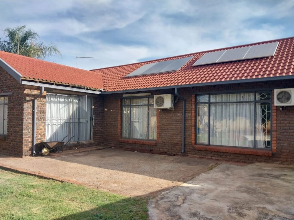 House for sale in New State Areas - 1SP1640939