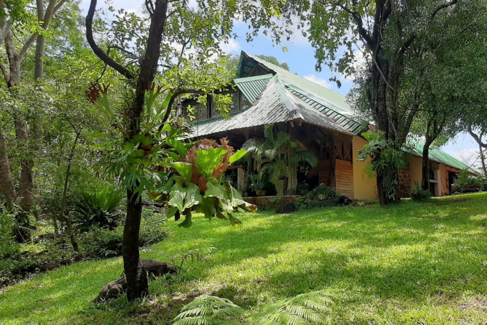 House for sale in Chimoio, Mozambique - 3MQ1640851