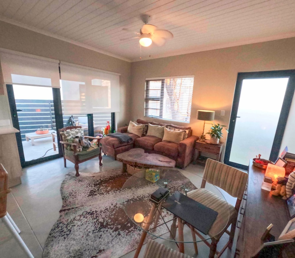 House let in Zandspruit Bush & Aero Estate - 1HS1685345 House let in Zandspruit Bush & Aero Estate - 1HS1685345