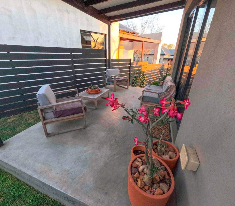 House let in Zandspruit Bush & Aero Estate - 1HS1685345 House let in Zandspruit Bush & Aero Estate - 1HS1685345