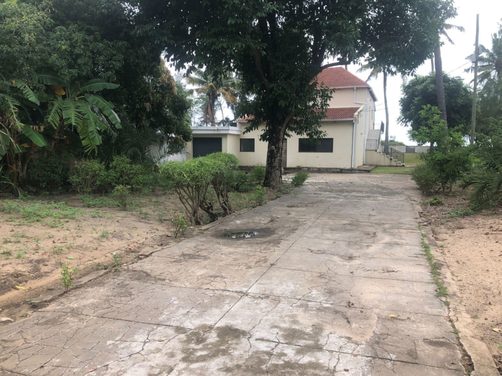 Beachfront villa to rent in Catembe, Mozambique - 3MQ1640988 Beachfront villa to rent in Catembe, Mozambique - 3MQ1640988