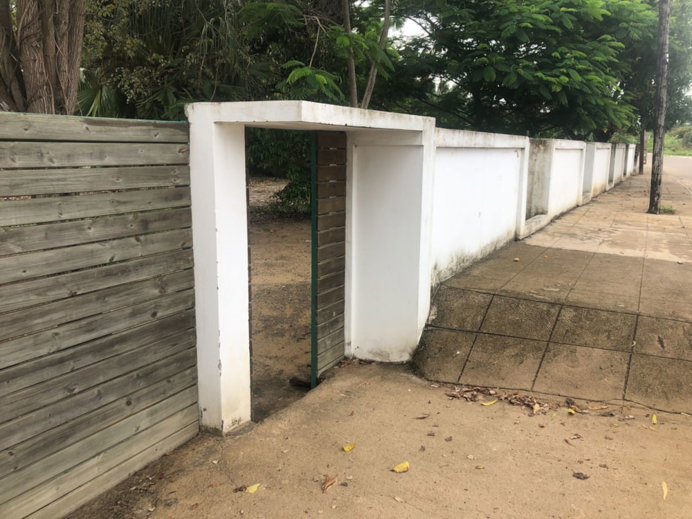 Beachfront villa for sale in Catembe, Mozambique - 3MQ1640994