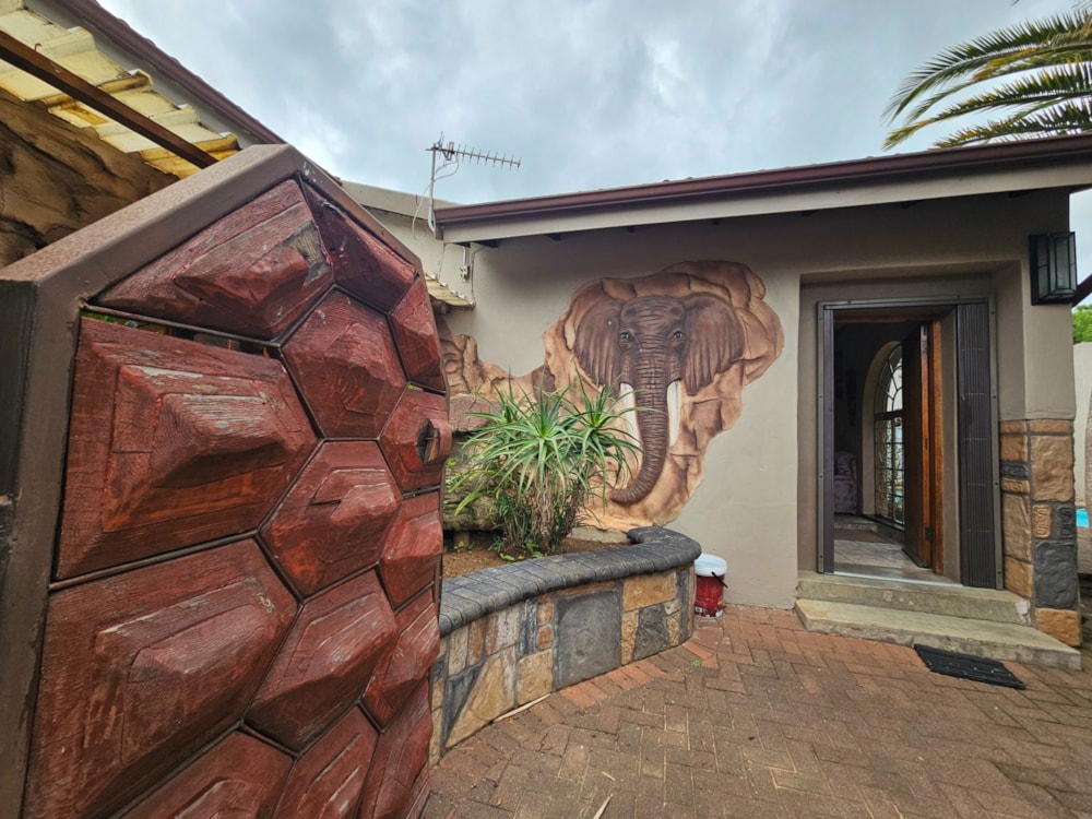 House for sale in Pioneer Park - 1NW1641059