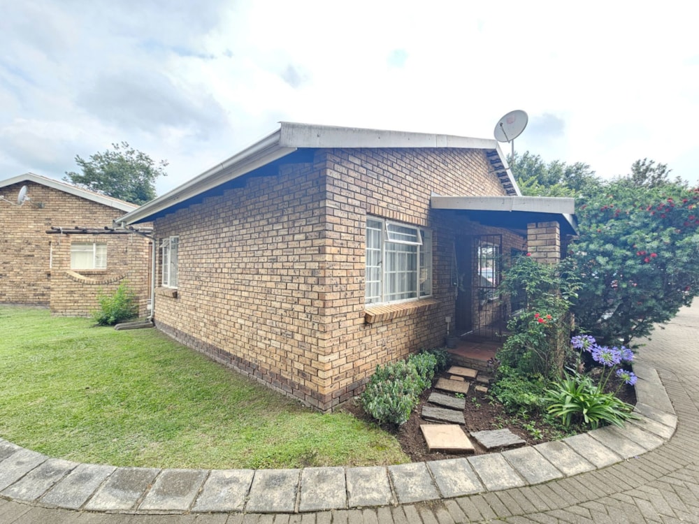 Townhouse for sale in Newcastle - 1NW1641086 Townhouse for sale in Newcastle - 1NW1641086