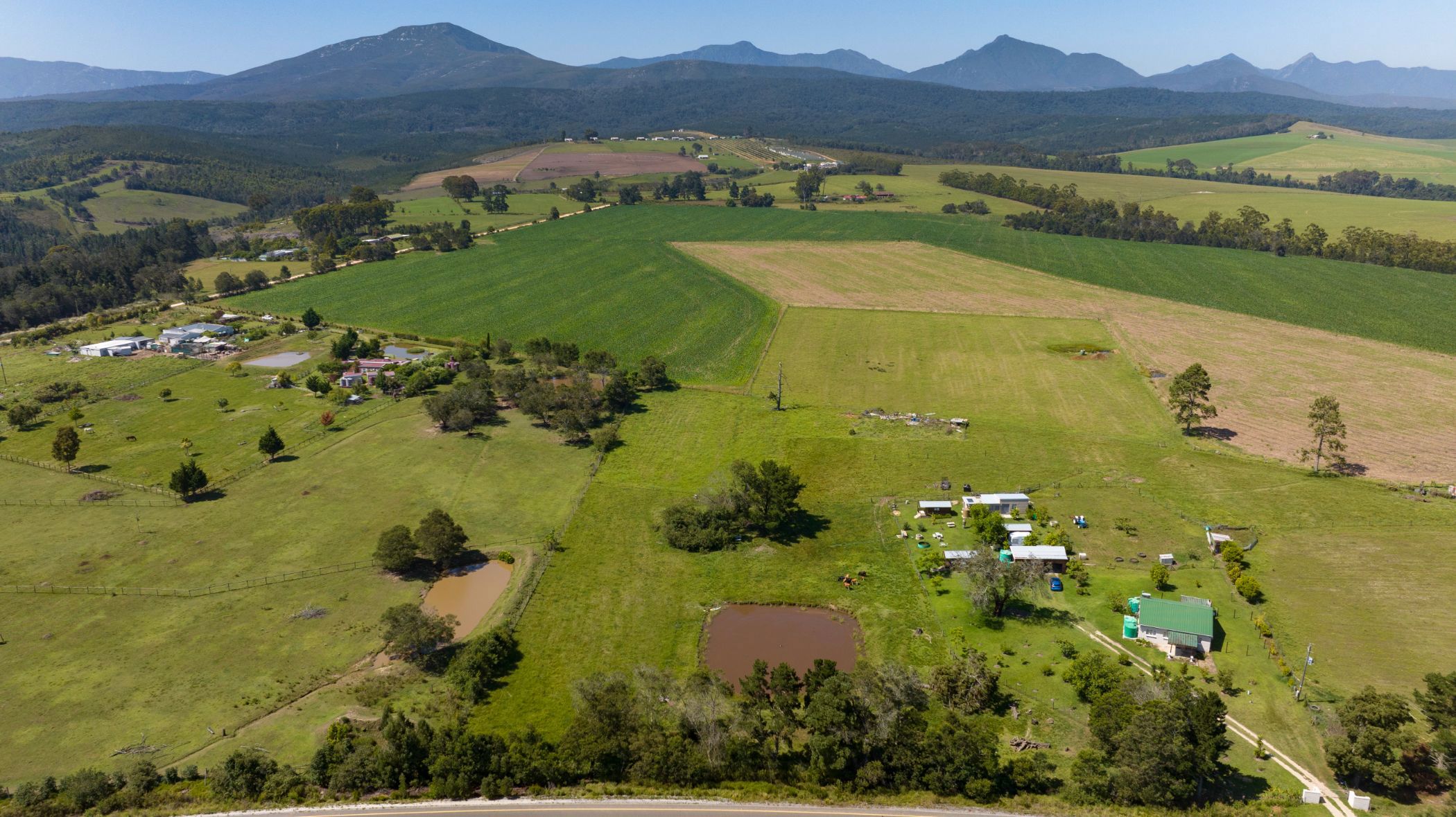 Smallholding for sale in Hoekwil - GEO1641176