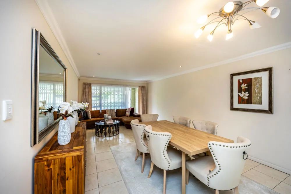 Townhouse for sale in Abbotsford, East London - 1EZ1755290 Townhouse for sale in Abbotsford, East London - 1EZ1755290