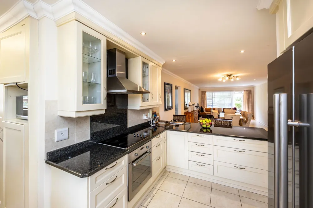 Townhouse for sale in Abbotsford, East London - 1EZ1755290 Townhouse for sale in Abbotsford, East London - 1EZ1755290