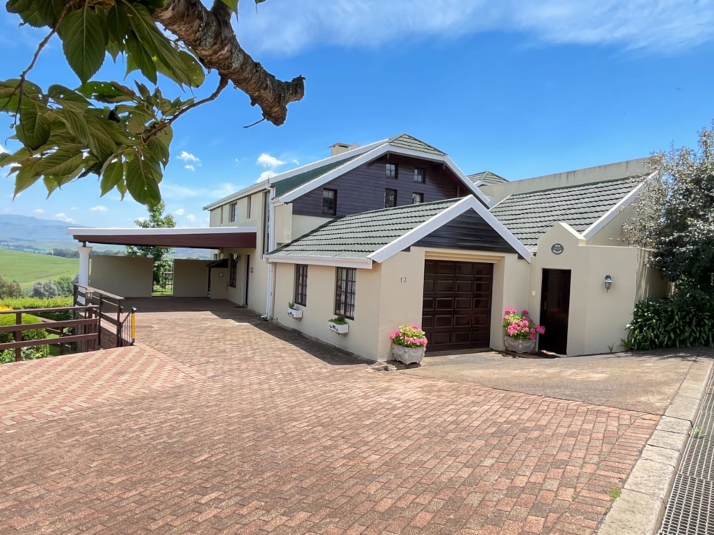 Security complex home for sale in Underberg - 1UB1639698