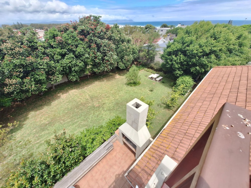 House let in Voelklip - ONL1712242 House let in Voelklip - ONL1712242