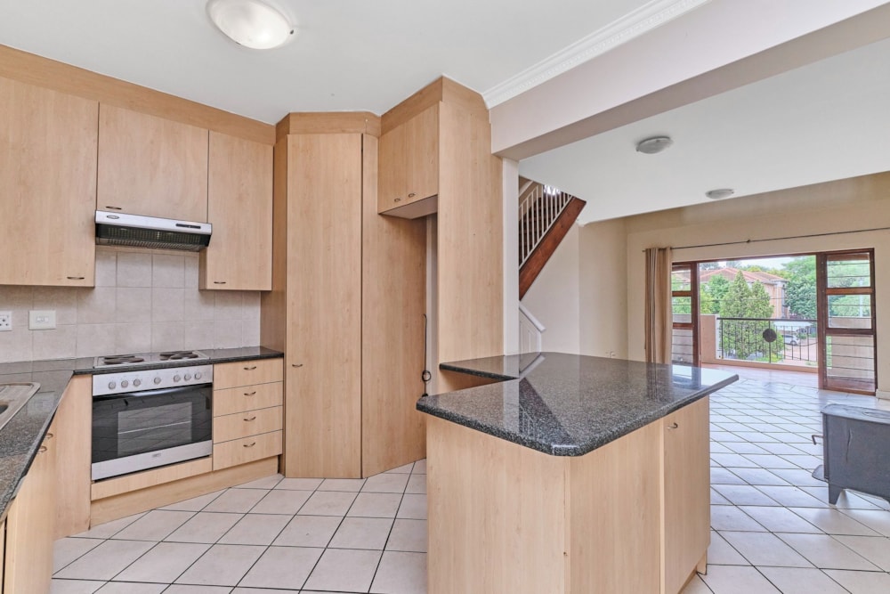 Double-storey apartment for sale in Rivonia - HP1749338 Double-storey apartment for sale in Rivonia - HP1749338