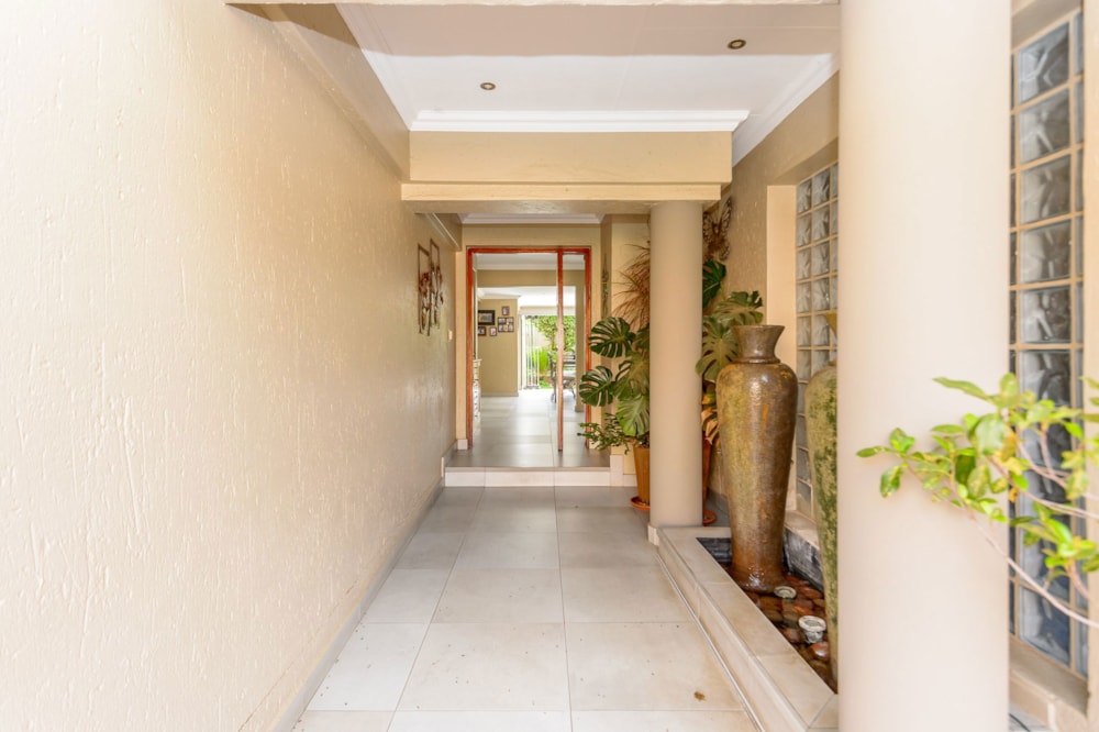 Double-storey cluster for sale in Linksfield - BED1644111