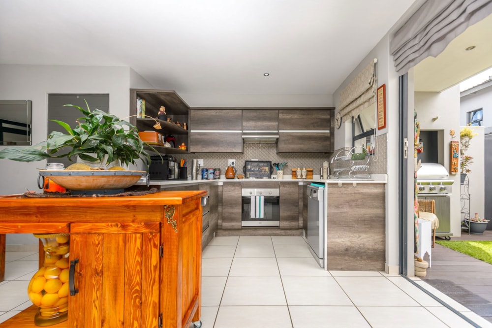 Townhouse sold in Rynfield - EN1672040 Townhouse sold in Rynfield - EN1672040