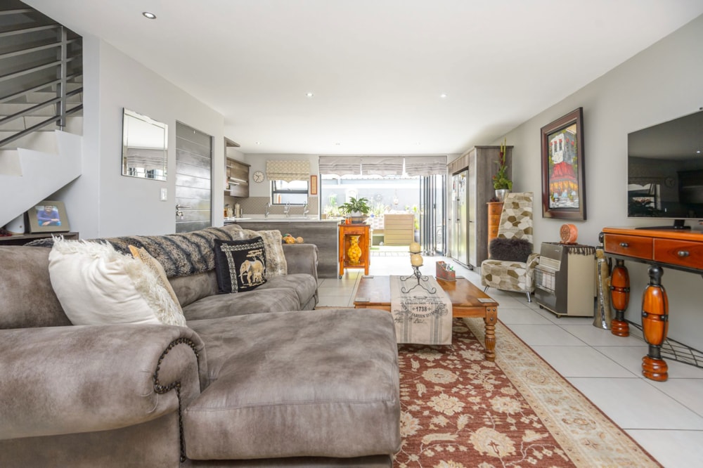 Townhouse sold in Rynfield - EN1672040 Townhouse sold in Rynfield - EN1672040