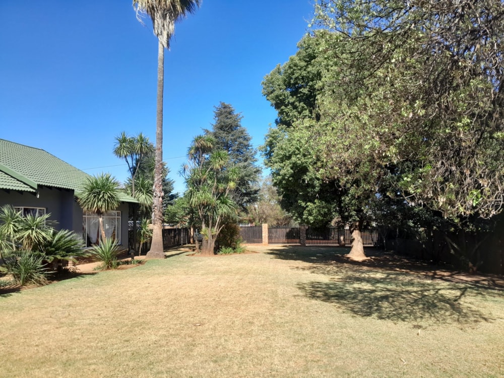 House for sale in Kanonkop, Middelburg, Mpumalanga - 1MD1742462 House for sale in Kanonkop, Middelburg, Mpumalanga - 1MD1742462