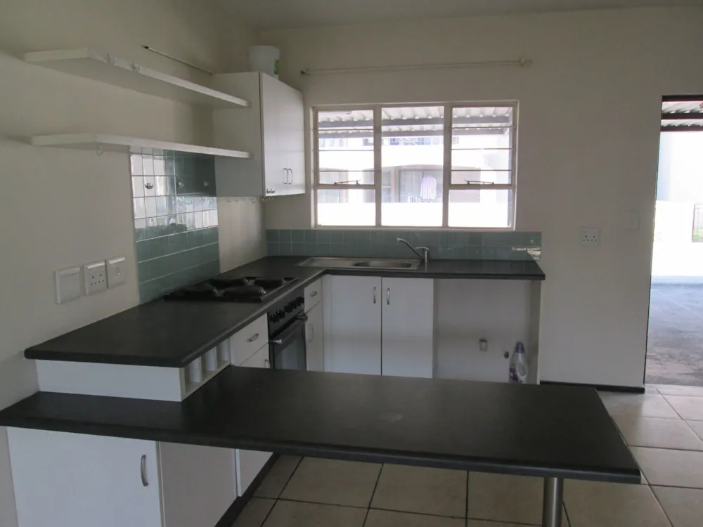Townhouse let in Brenthurst - 1BJ1733397 Townhouse let in Brenthurst - 1BJ1733397