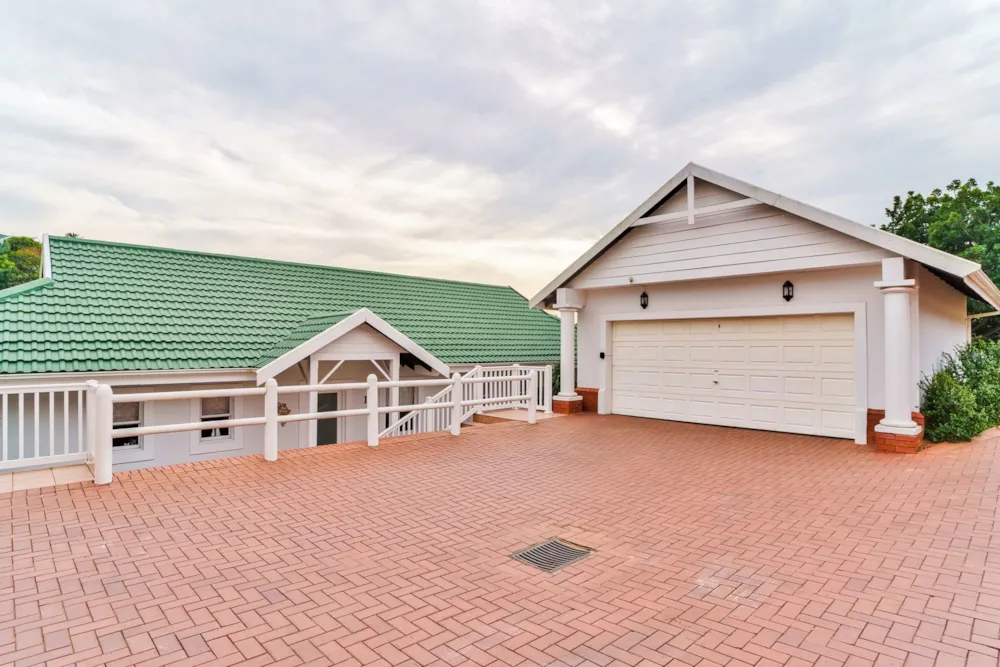 Townhouse for sale in Mount Edgecombe Country Estate - 1MT1736080 Townhouse for sale in Mount Edgecombe Country Estate - 1MT1736080