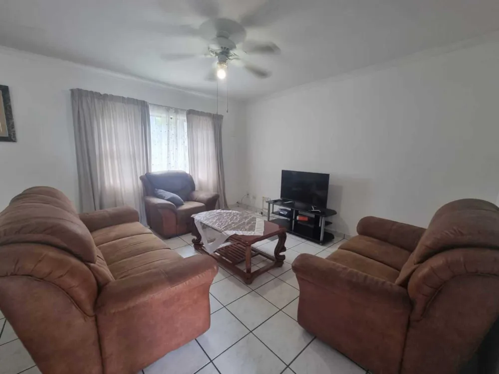 Security complex home to rent in Meer en See - 1RY1742942 Security complex home to rent in Meer en See - 1RY1742942