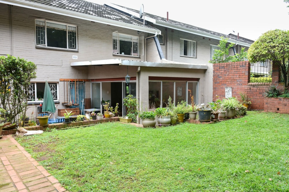 Apartment for sale in Athlone, Pietermaritzburg - 1PM1643998 Apartment for sale in Athlone, Pietermaritzburg - 1PM1643998