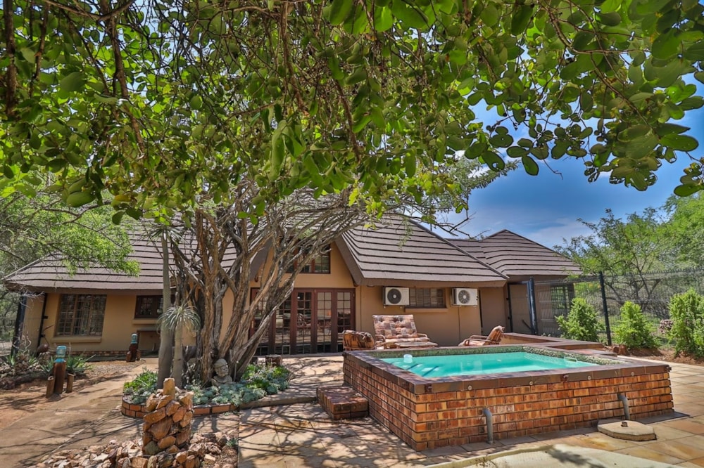 House for sale in Marloth Park - 1NK1641687 House for sale in Marloth Park - 1NK1641687