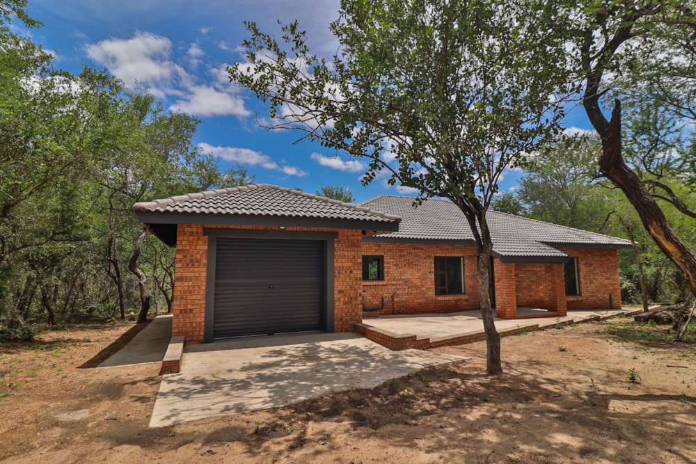 House for sale in Marloth Park - 1NK1641930 House for sale in Marloth Park - 1NK1641930