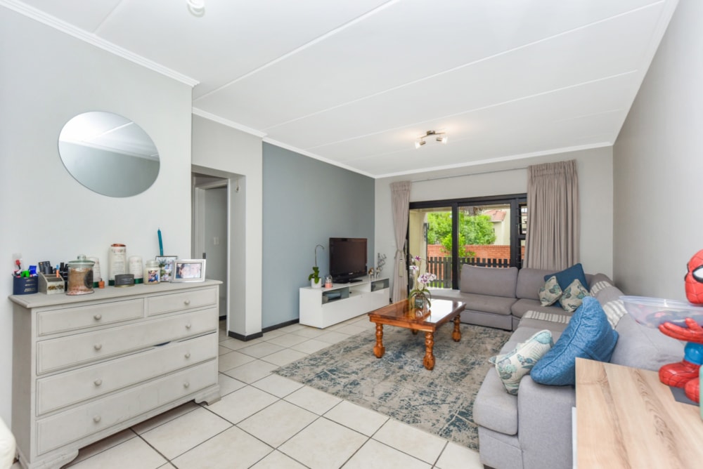 Apartment for sale in Douglasdale - FW1671417 Apartment for sale in Douglasdale - FW1671417