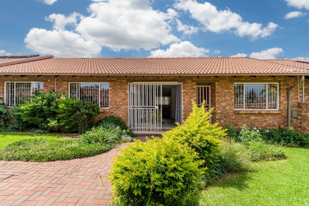 Townhouse for sale in Terenure - KTP1645453