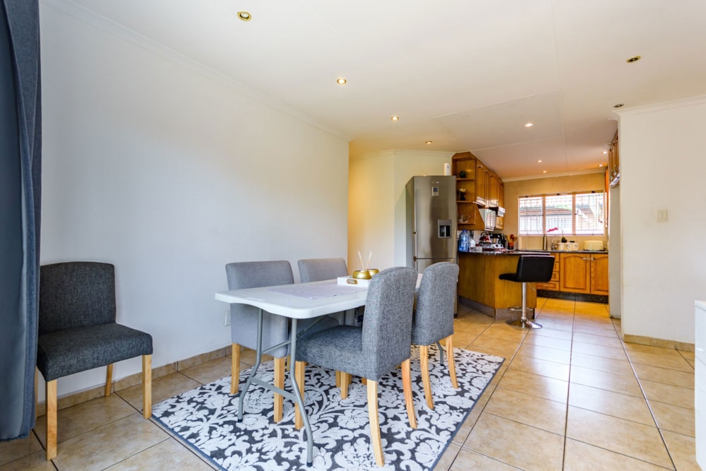 Townhouse for sale in Terenure - KTP1645453