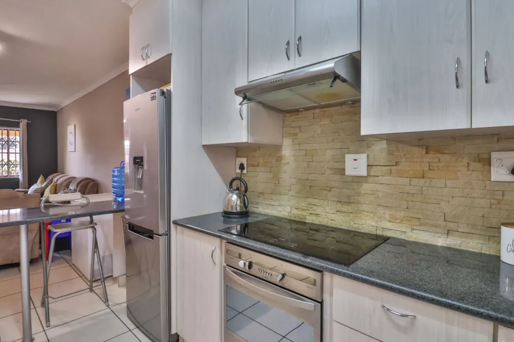 Apartment for sale in Amanzimtoti - 1WB1641599 Apartment for sale in Amanzimtoti - 1WB1641599