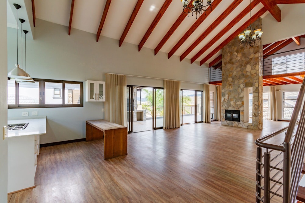 Security estate home let in Kosmos Ridge - 1HR1685419 Security estate home let in Kosmos Ridge - 1HR1685419