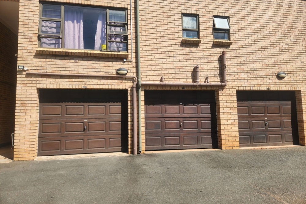 Apartment for sale in Amanzimtoti - 1WB1644419