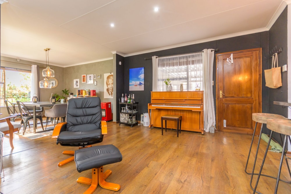 House for sale in Terenure - KTP1642906 House for sale in Terenure - KTP1642906