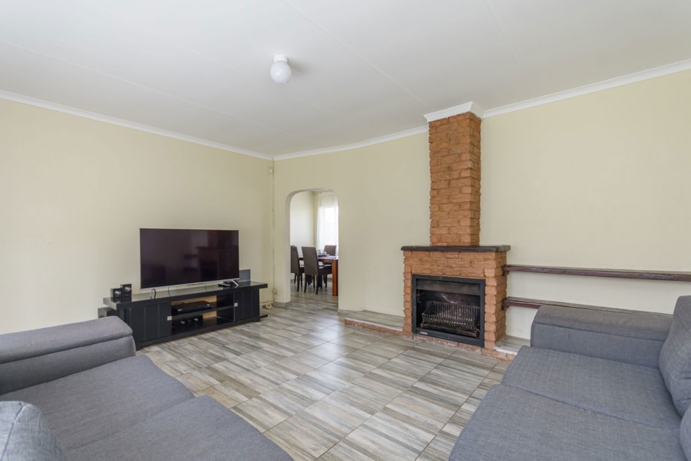 House for sale in Terenure - KTP1643032 House for sale in Terenure - KTP1643032