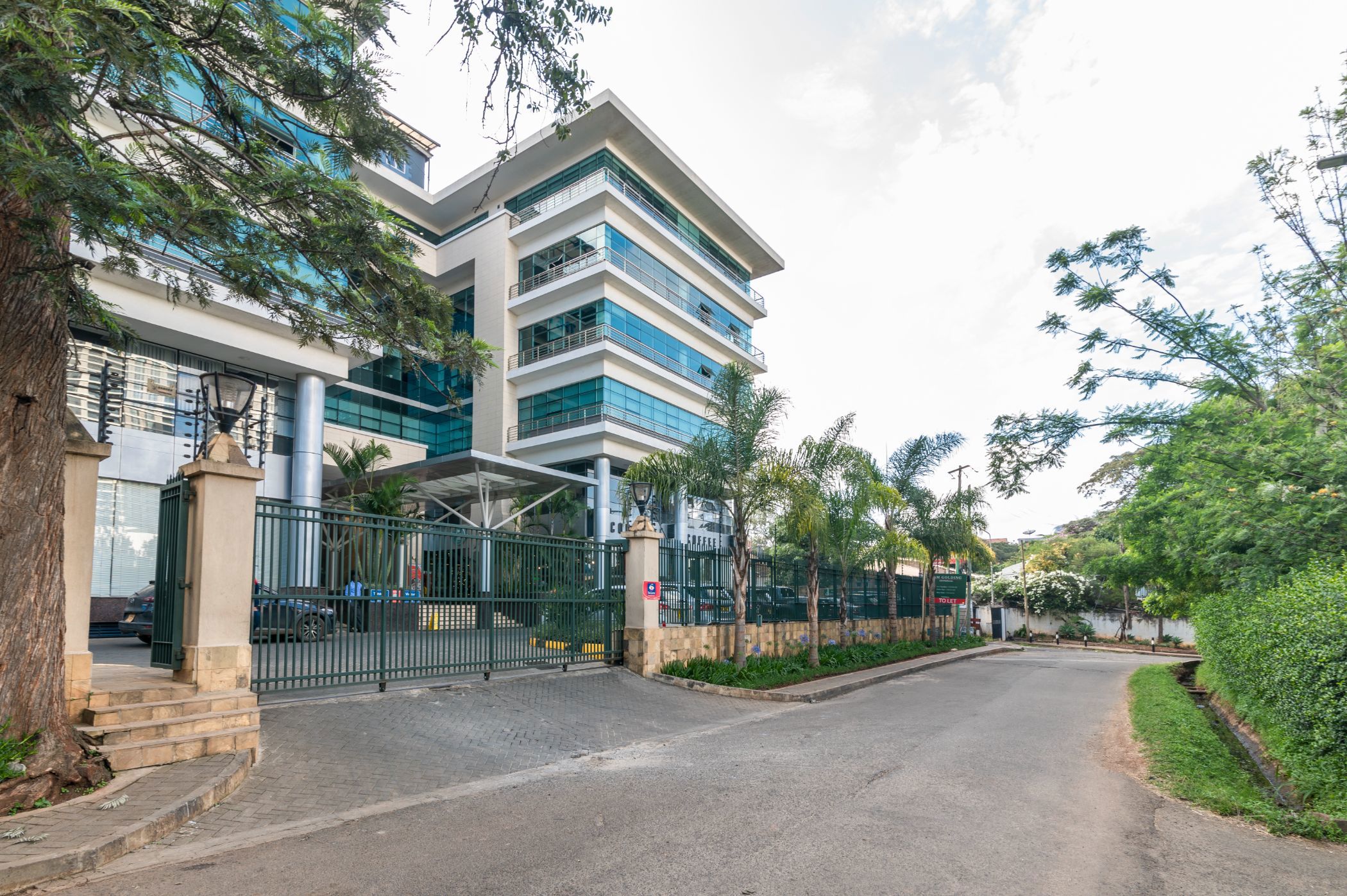 Commercial office to rent in Riverside, Kenya - 3KE1541757