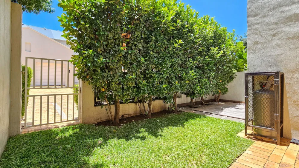 Townhouse let in Bryanston - JBL1738414 Townhouse let in Bryanston - JBL1738414