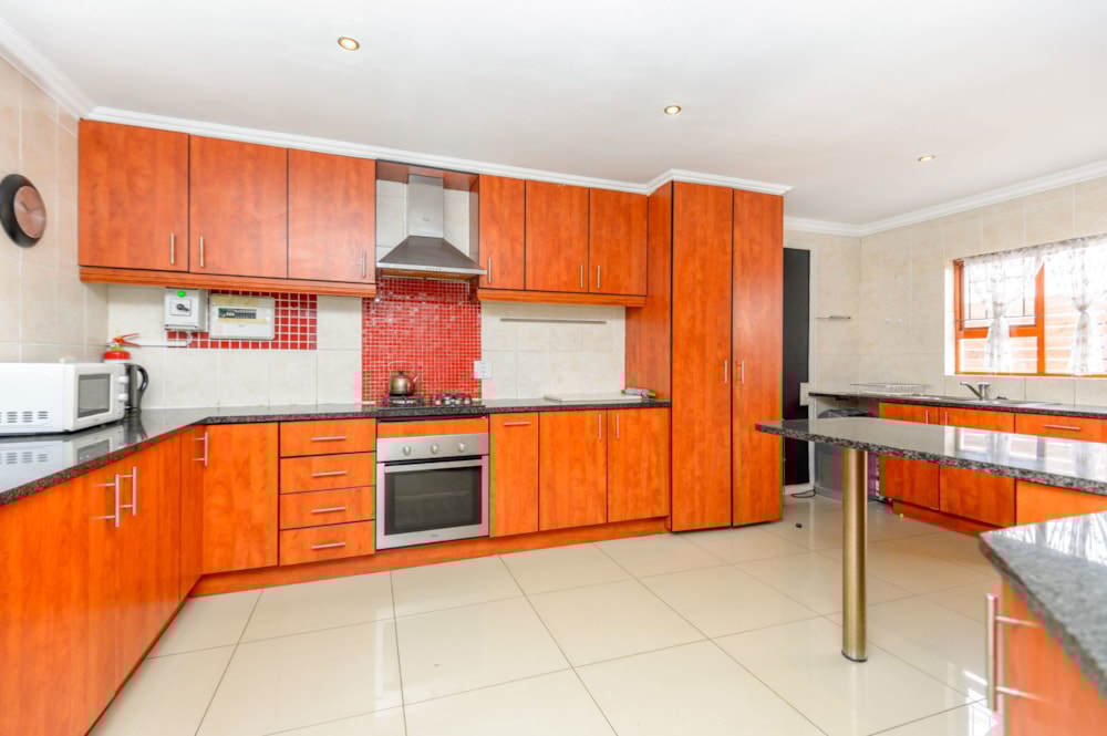 House for sale in Greenstone Hill - BED1686899 House for sale in Greenstone Hill - BED1686899