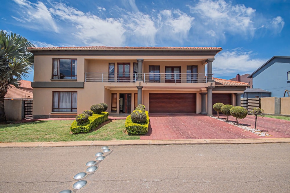 Double-storey house sold in Ninapark - PTM1644418 Double-storey house sold in Ninapark - PTM1644418