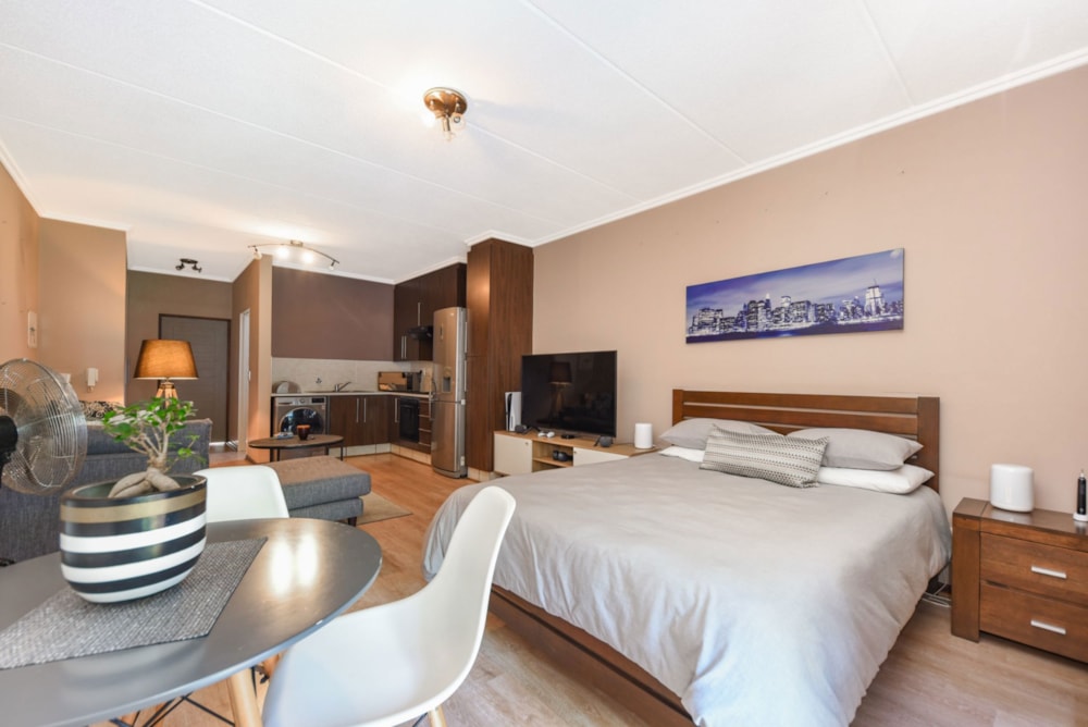 Bachelor apartment for sale in Lonehill - FW1699034 Bachelor apartment for sale in Lonehill - FW1699034