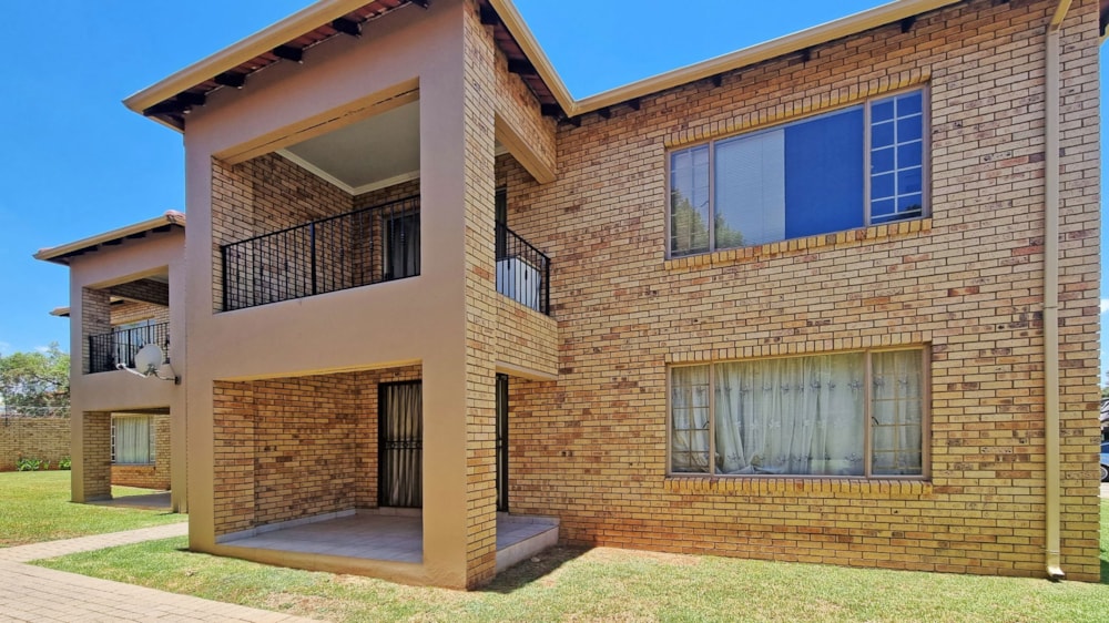 Apartment for sale in  Vanderbijlpark SW 5 - 1VT1642165