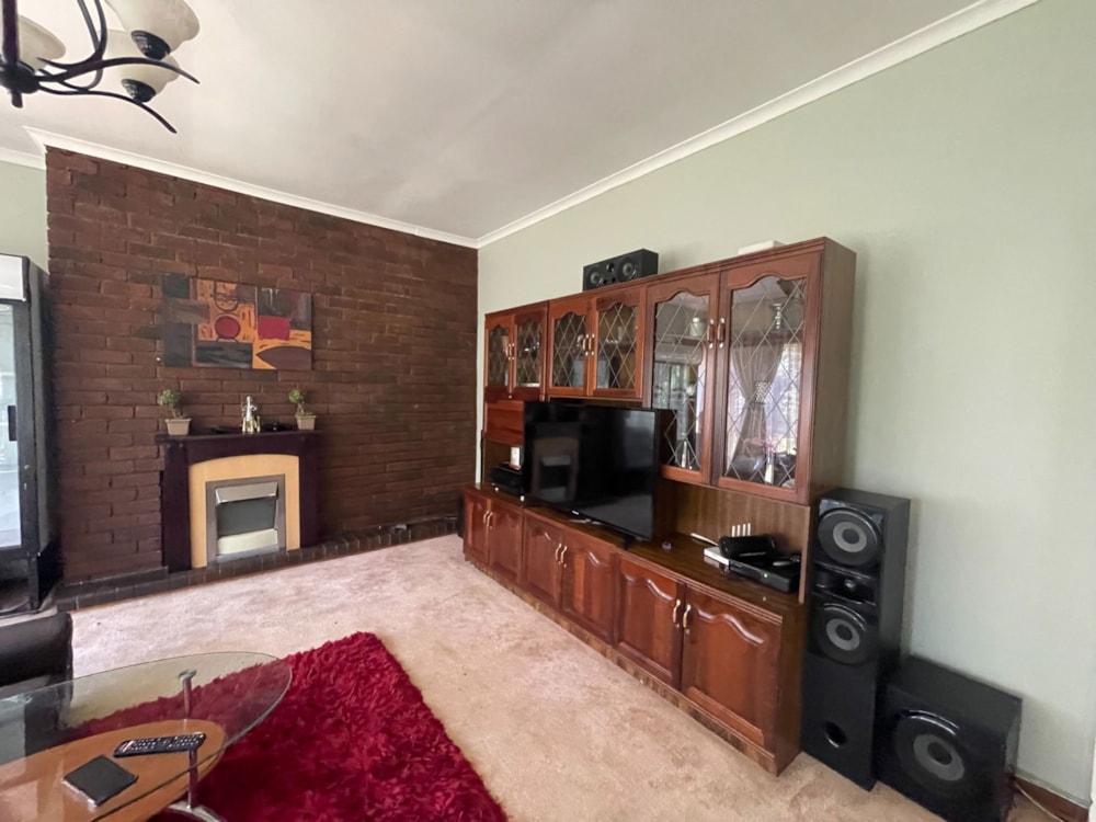 House for sale in Belfast - 1DS1643116