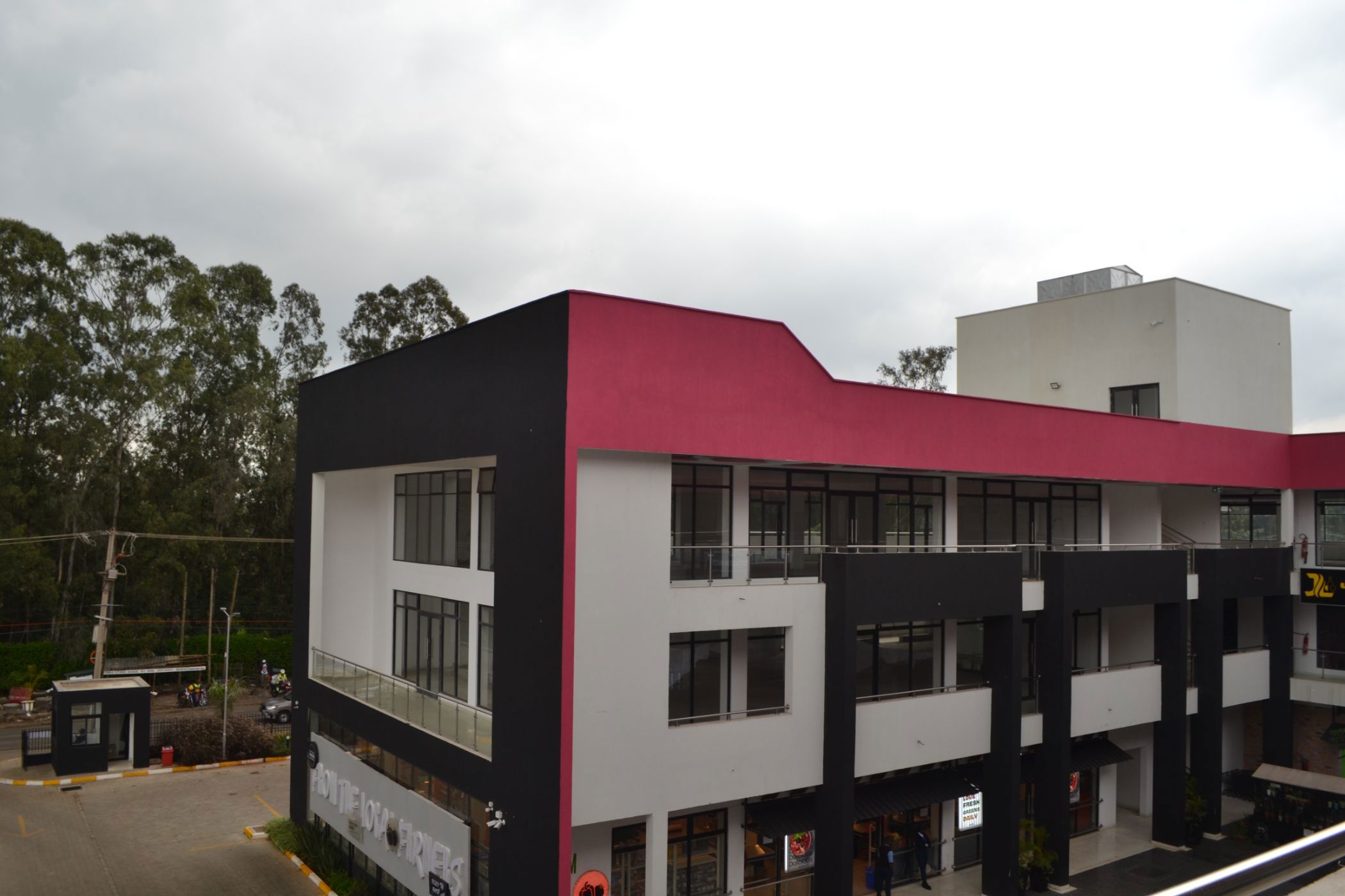 Commercial retail property to rent in Karen, Kenya - 3KE1641445