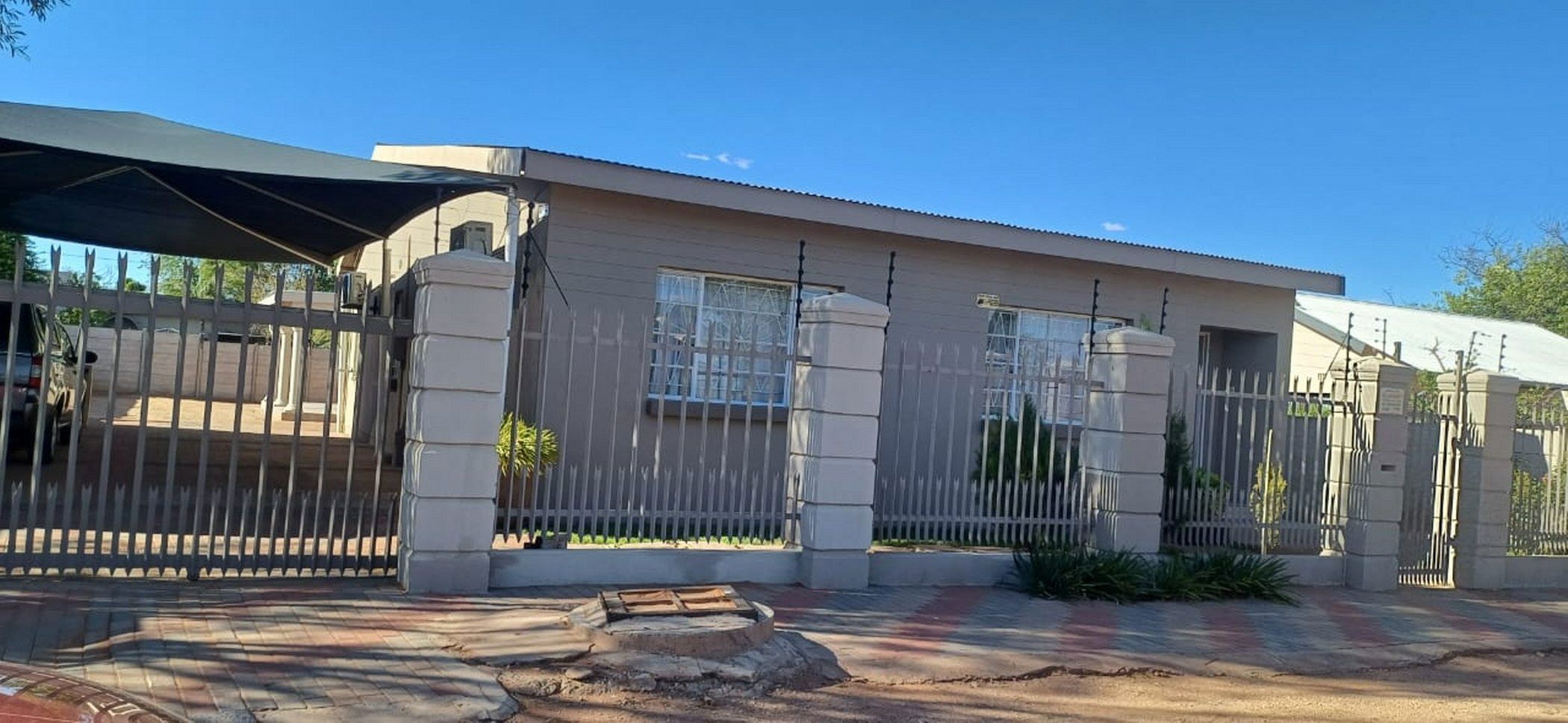 House for sale in Flora Park, Upington - 1NA1641013